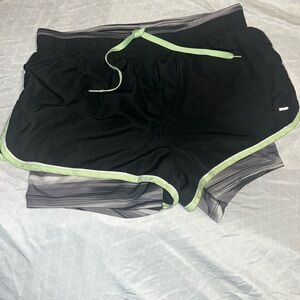 Sz M. Black and lime. Running shorts.